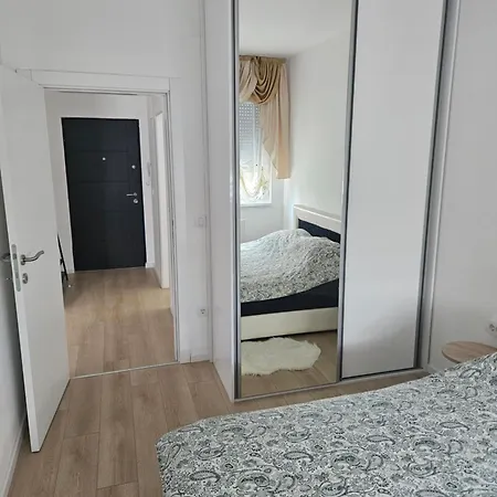 Apartment Miss Lux Mladenovac