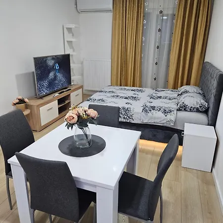 Miss Lux Mladenovac (Belgrade)