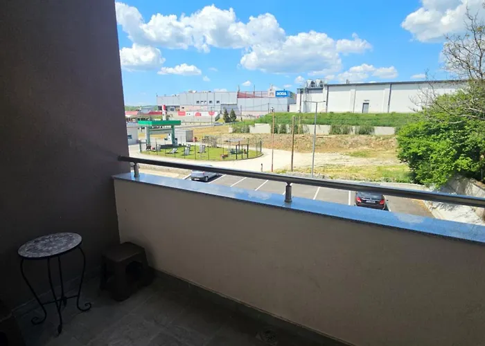 Miss Lux Daire Mladenovac (Belgrade)