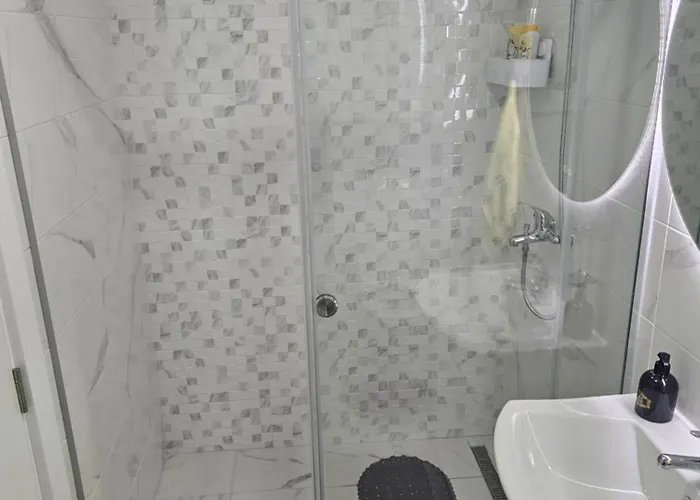 Miss Lux Mladenovac (Belgrade)