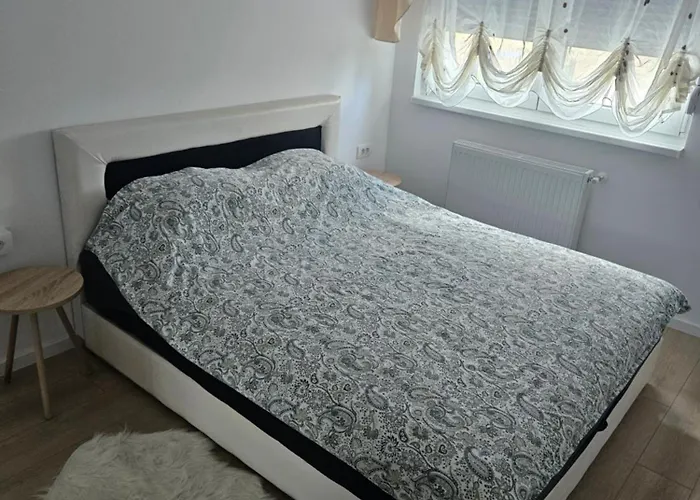 Miss Lux Daire Mladenovac (Belgrade)