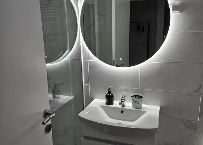 Miss Lux * Mladenovac (Belgrade)